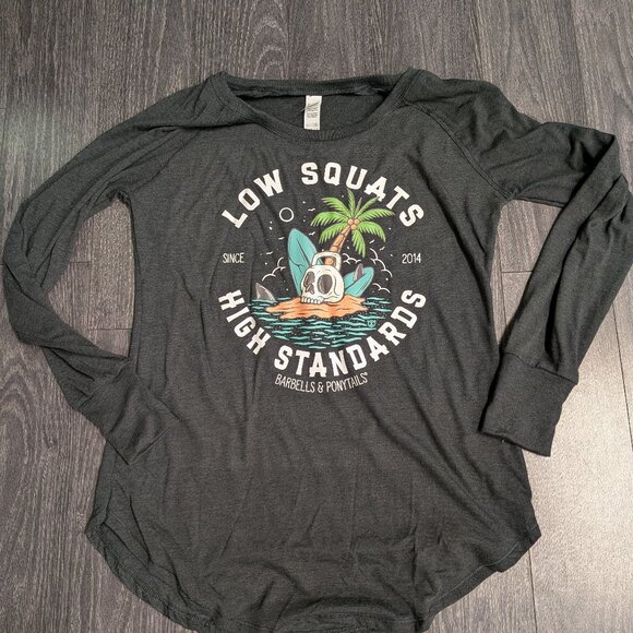 Barbells And Ponytails Long Sleeve "Skull Island" Tunic Top Sz M - Picture 1 of 1